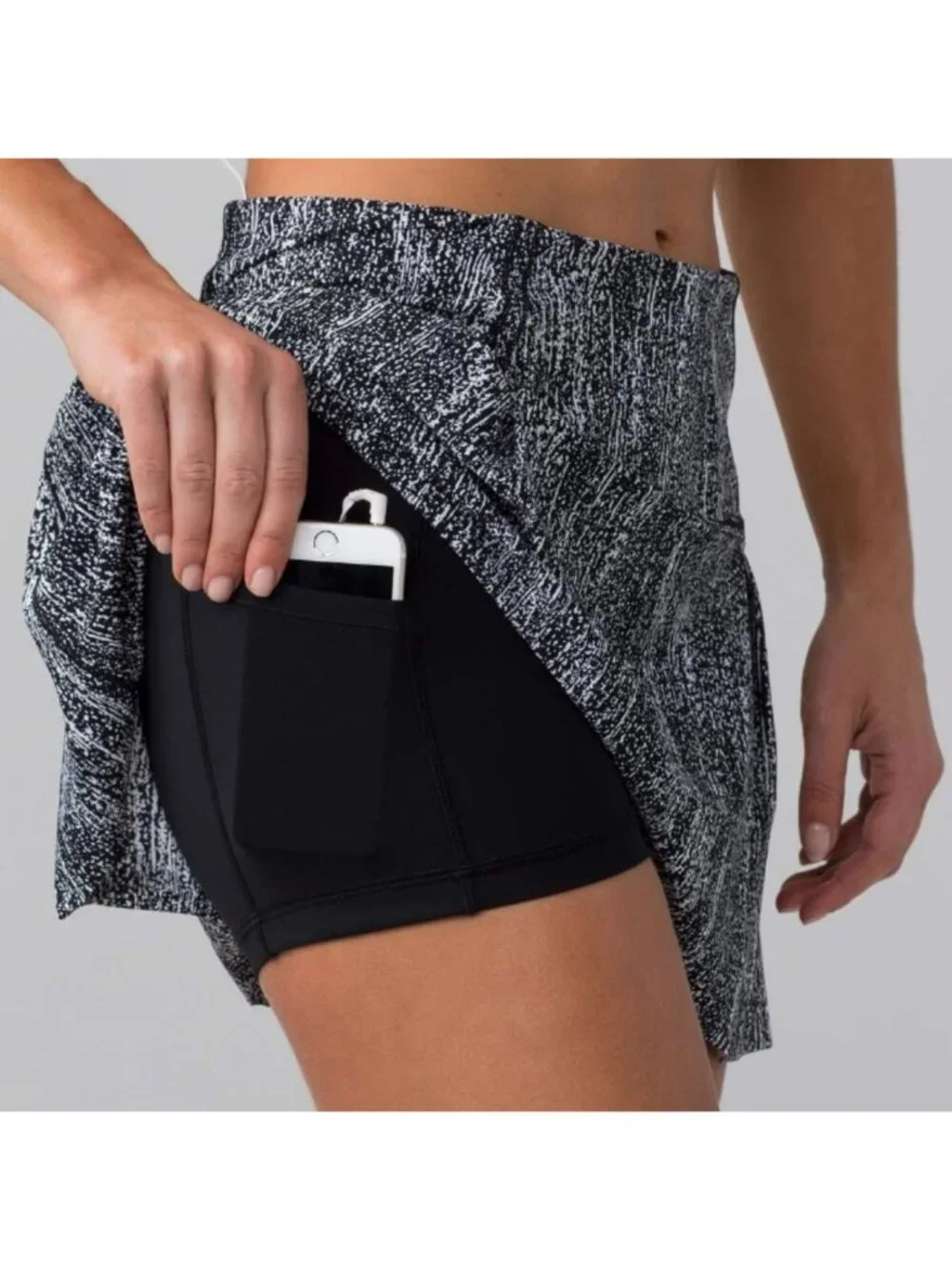 Lululemon Lost In Pace Skirt (Tall) (15